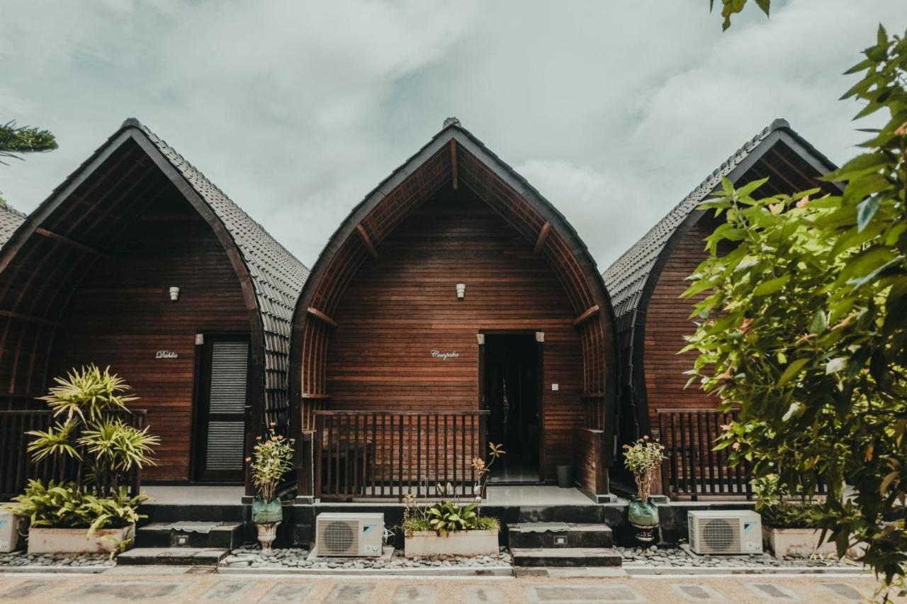 Sekar Arum Riverside Resort In Canggu Tanah Lot  Luaran gambar