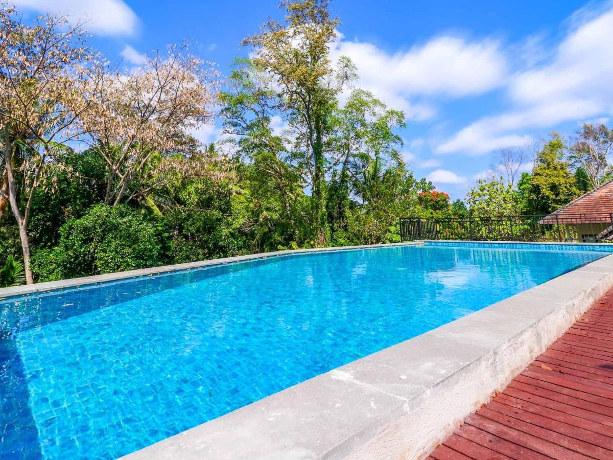 Sekar Arum Riverside Resort In Canggu Tanah Lot  Luaran gambar